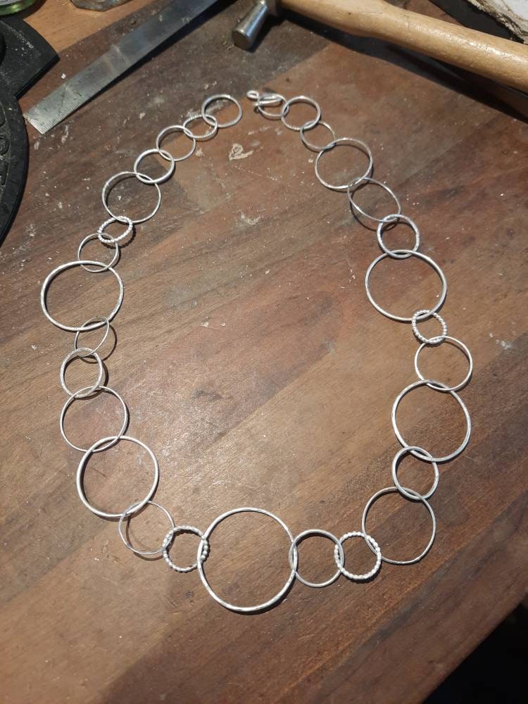 Bubble link necklace